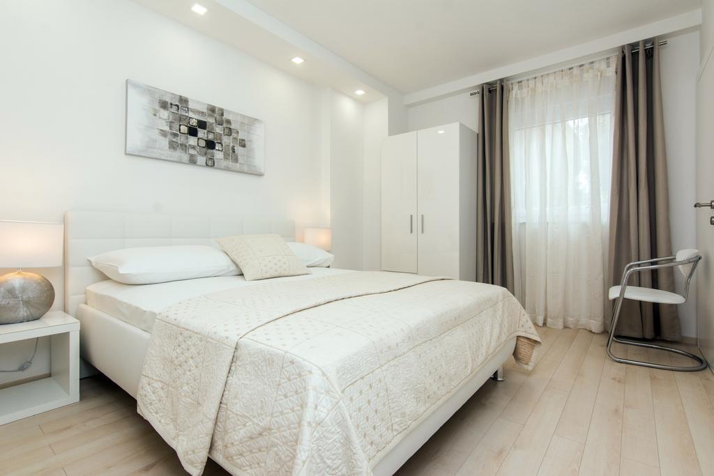 Eden Apartments Zara Esterno foto